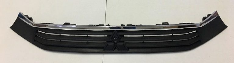 Grille, Chrome Surround