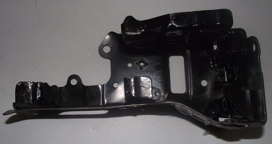 Side Axle Support, LH