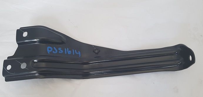 Front Bumper Retainer, RH